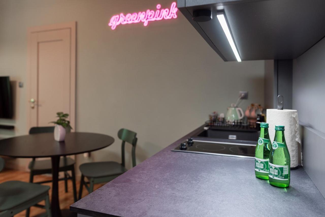 W12 Home Station - Apartement Greenpink Zielona Góra Eksteriør billede